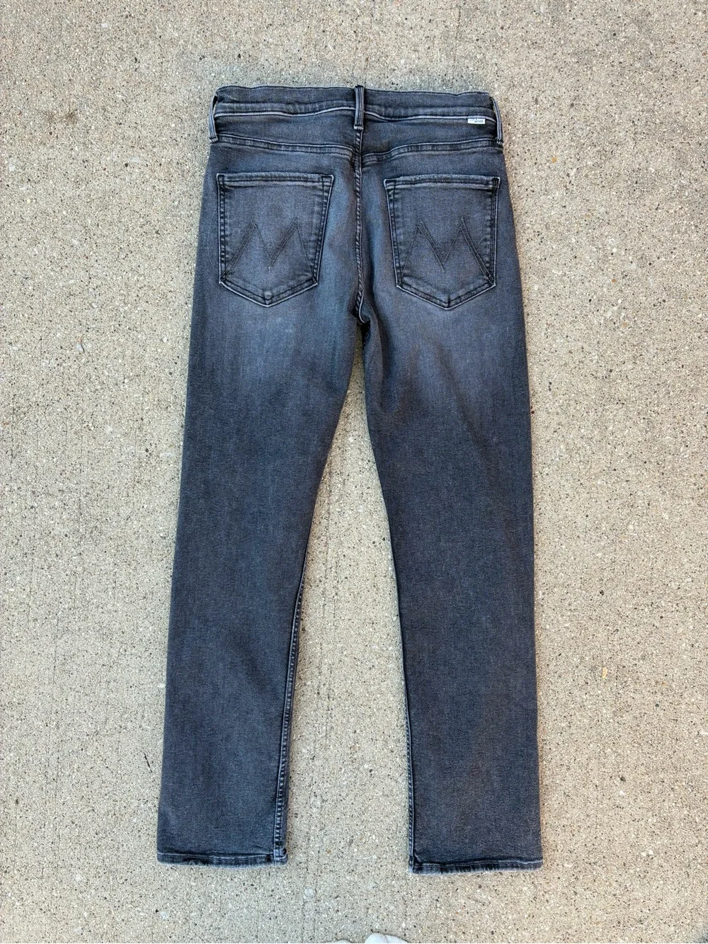 MOTHER The Mid Rise Rider Skimp Jeans - Picture 3 of 16